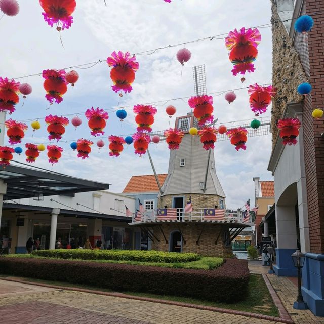 Afforable Chic at A'Famosa Outlet