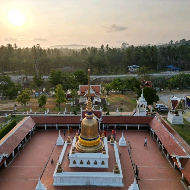 ภาพหาชมยาก ที่พระบรมธาตุสวี ณ ชุมพร 