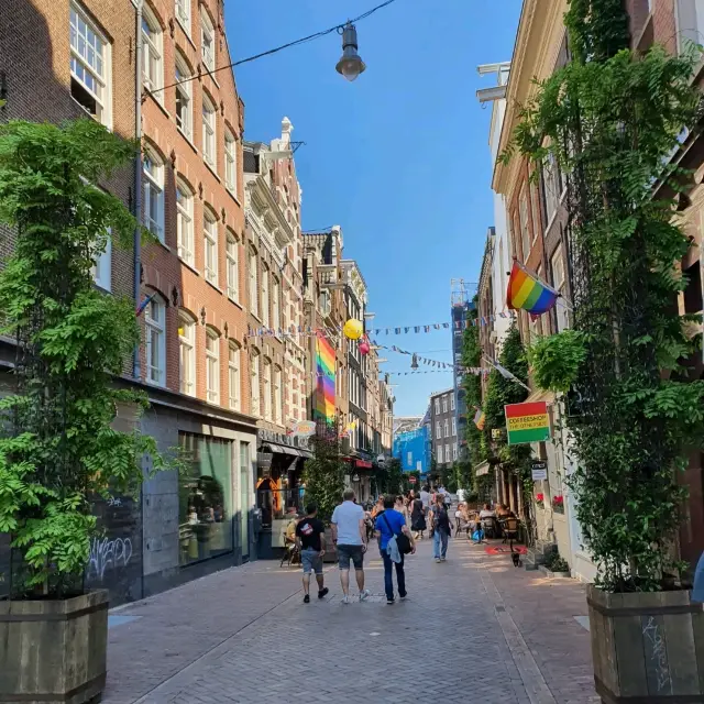 Famous Shopping Street In Amsterdam 🛍