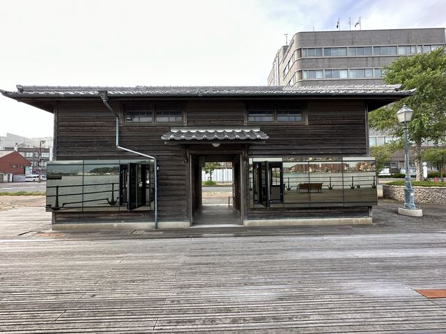 福岡・若松。北九州の歴史の詰まった休憩所『旧ごんぞう小屋(若松南海岸緑地休憩所)』