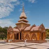 วัดถ้ำพุหว้า วัดถ้ำกลางป่า ปราสาทหินทรายแบบขอม