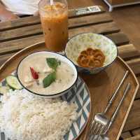 雲林斗六網紅泰式料理《飛泰園》 