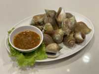 ศาลาลอย ร้านอร่อยหาดราไวย์ ภูเก็ต