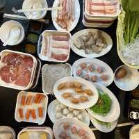 หมูจุ่มเจ๊โส ถาดละ19บาท!!