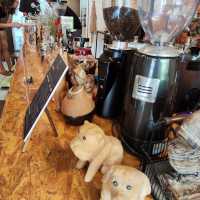 • HERE slow bar coffee 🏕️🎠