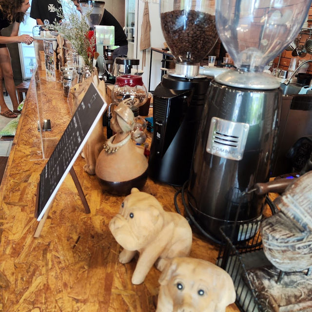 • HERE slow bar coffee 🏕️🎠
