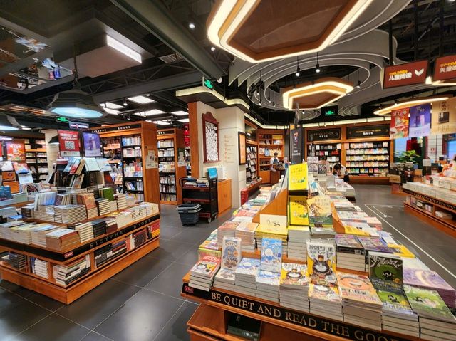 【書香與咖啡的融合】西西弗書店+矢量咖啡：在閱讀與品味中享受心靈寫意