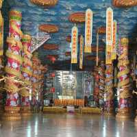 เที่ยวชมความสวยงาม..วัดเขารูปช้าง..ปาดังเบซาร์