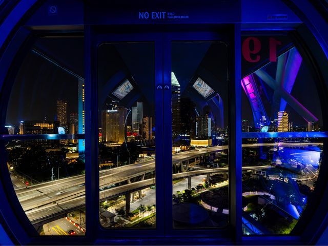 ชมวิวระฟ้ากับ Singapore Flyer 