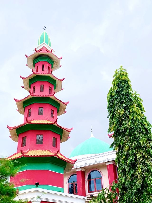 Unique Mosque In Palembang City 🕌 