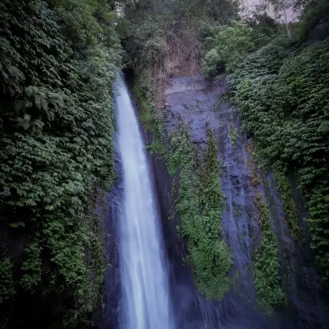 Red Coral Waterfall, munduk Bali