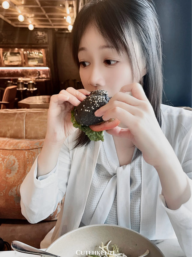 🇭🇰尖沙咀氛圍感餐廳🦞食龍蝦竹碳漢堡❤️