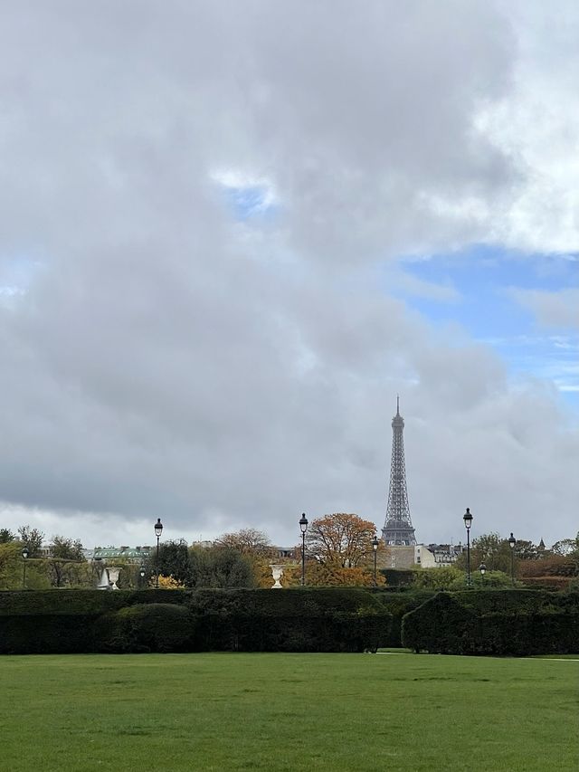 法國巴黎羅浮宮旁打卡餐廳-Loulou Restaurant Paris