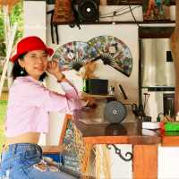 High River Cafe คาเฟ่สไตล์โบโฮ  ติดริมน้ำ