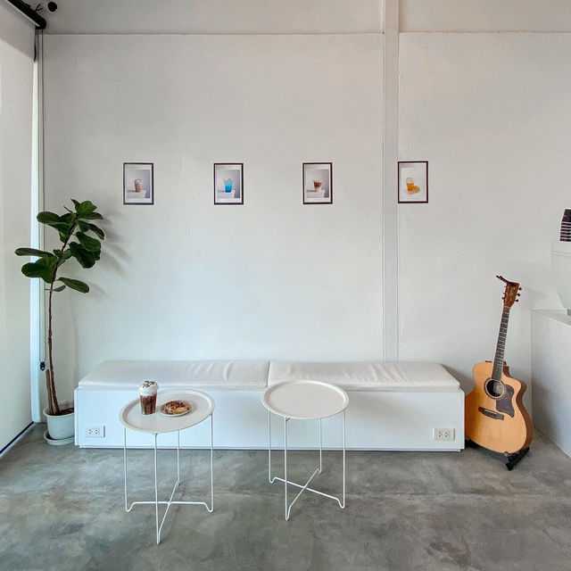 Take-N-Wake Cafe'