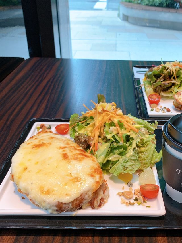 【東京カフェ】京橋の憧れの有名オシャレカフェ☕️✨