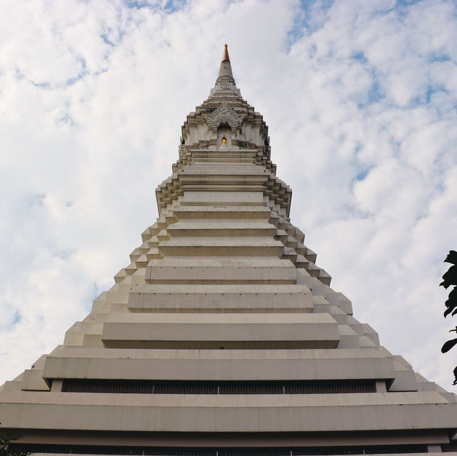 วัดปากน้ำภาษีเจริญ