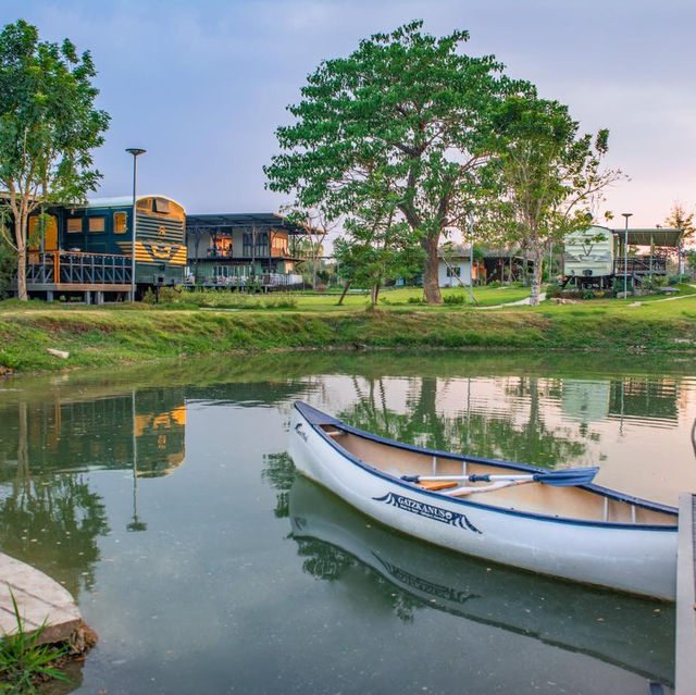 นอนบ้านตากอากาศบนรถไฟวิวภูเขาบรรยากาศเงียบสงบ