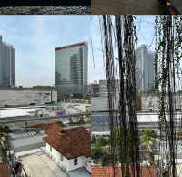 Shirt Vacation at Lloyd’s Inn KL