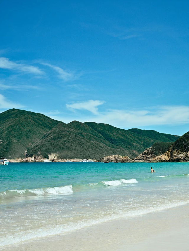 與母親共步：在麥理浩徑的海岸線上