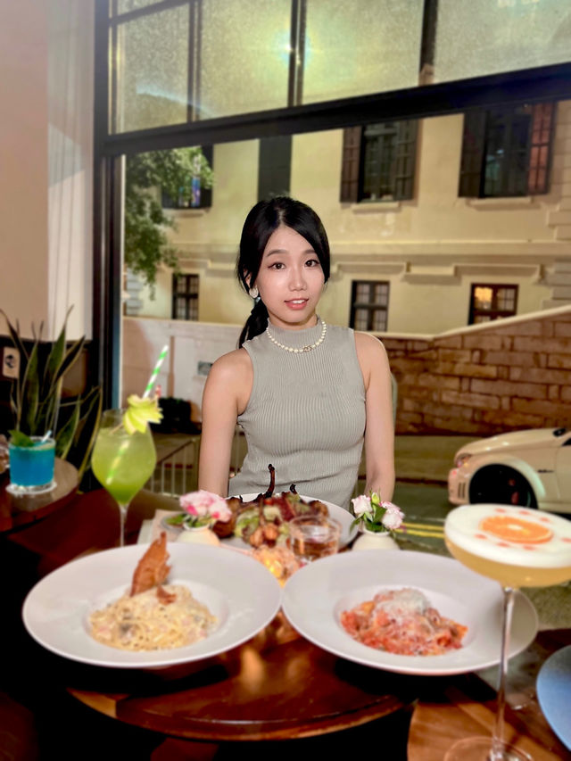 中環蘇豪區的放風小酒館🍽🍸🍹🧉🥂🍾 中環蘇豪區的放風小酒館🍽🍸🍹🧉🥂🍾