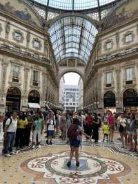 สุดยอดแหล่งแบรนด์เนม Galleria Vittorio Emanuele II