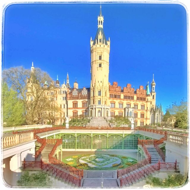 Beautiful Charming Castle Garden in Germany 😍
