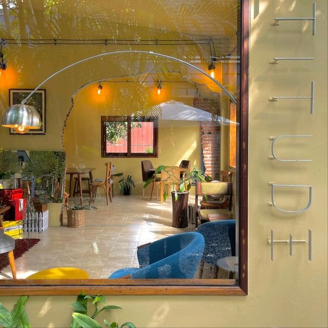 Altitude cafe