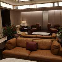 JAL ファーストクラスラウンジ