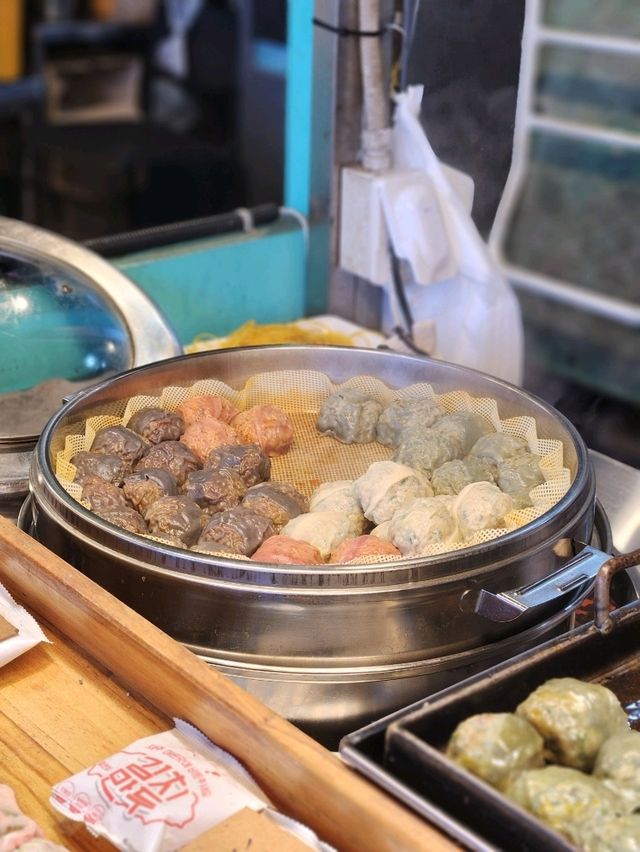 먹거리천지 야식 사기도 좋고 선물 사기도 좋은 제주동문시장