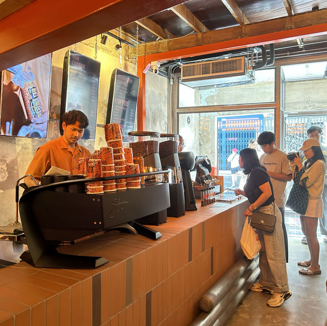 Local Boys Coffee คาเฟ่อย่าง Cool