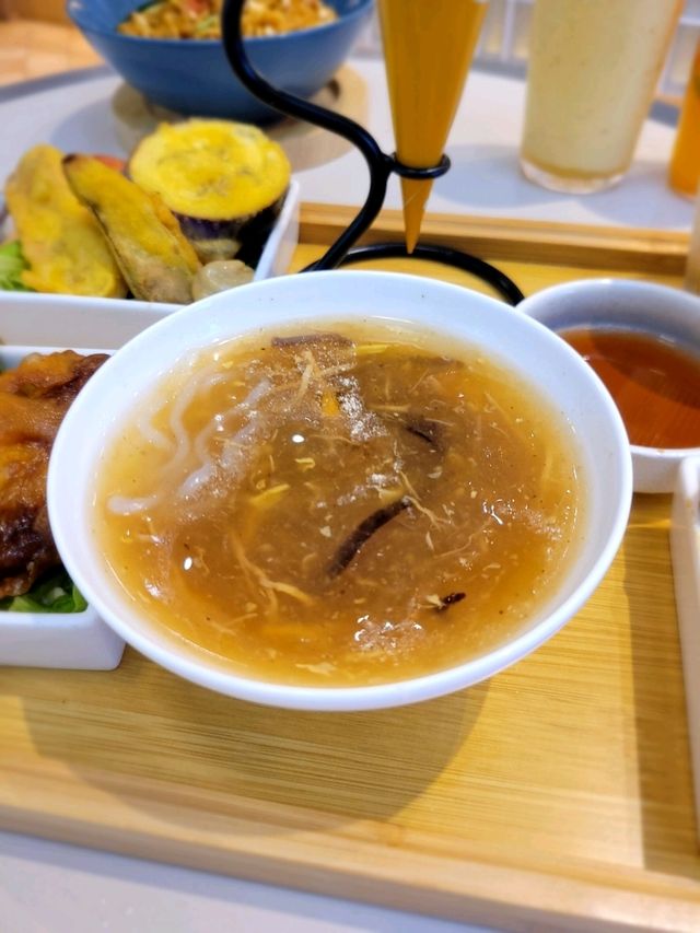 港味大爆發❤️舒服地品嚐創意街頭和港式小食