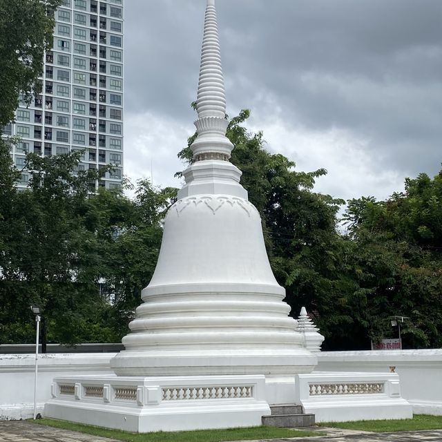 วัดนางชีโชติการาม ปากน้ำภาษีเจริญ เป็นวัดที่สวยงาม
