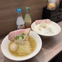 太子拉麵界新貴．泡沫系豚雞白湯