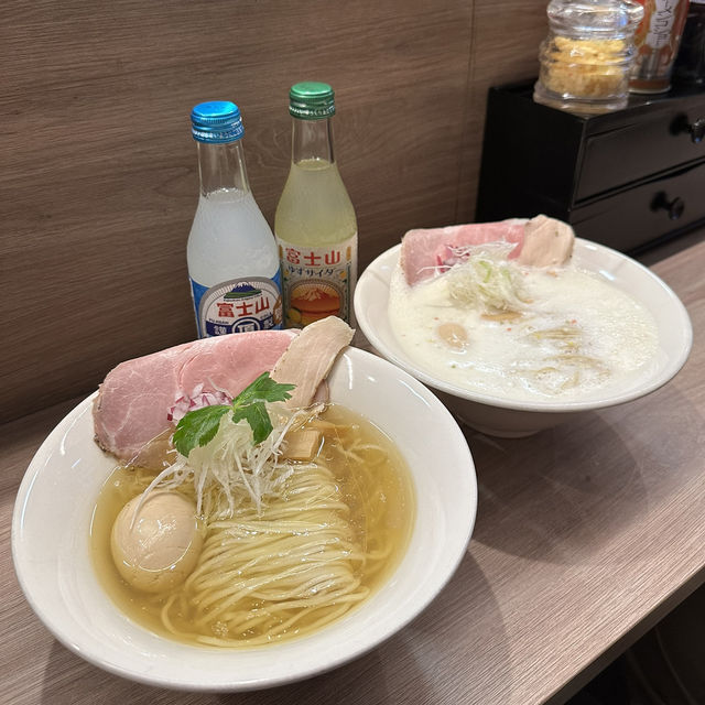 太子拉麵界新貴．泡沫系豚雞白湯