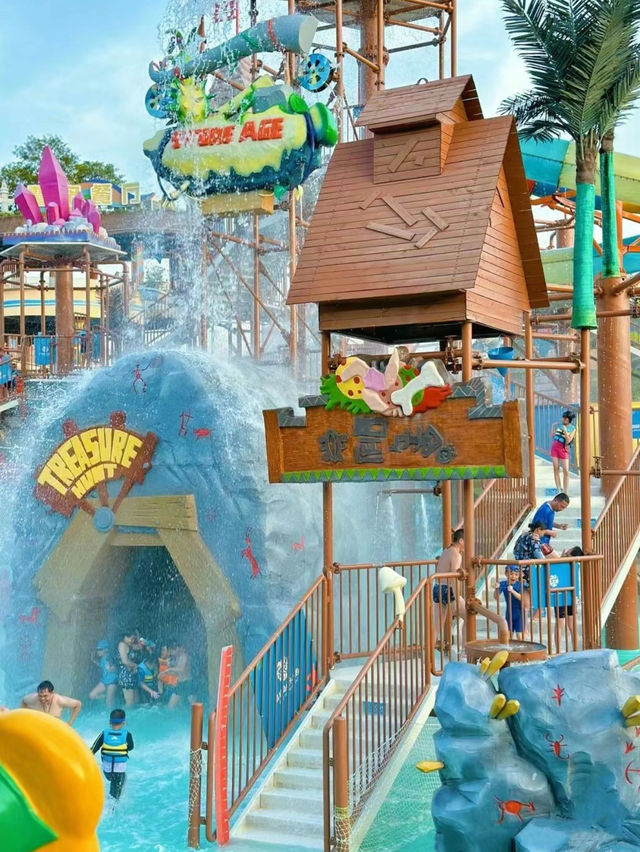 《水上樂園》廣州後花園水上樂園：滑道，電音派對，夏日遊玩首選！