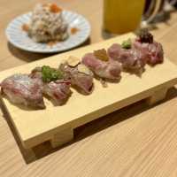 【神戸・三宮】肉寿司など肉料理の種類が豊富「肉たらし 三宮駅前店」