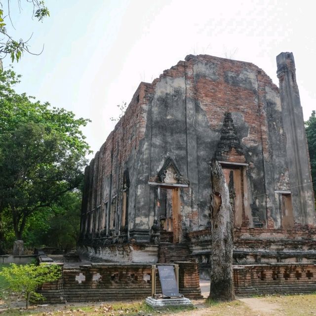 สำรวจโบราณสถานกลางกรุงอยุธยาที่สะพานบ้านดินสอ