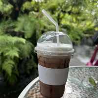 T(h)ree Mountain Cafe
