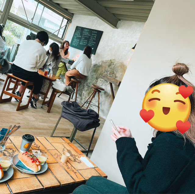 【東京・原宿】住宅街の中にひっそりとある一軒家のカフェ☕️🍐
