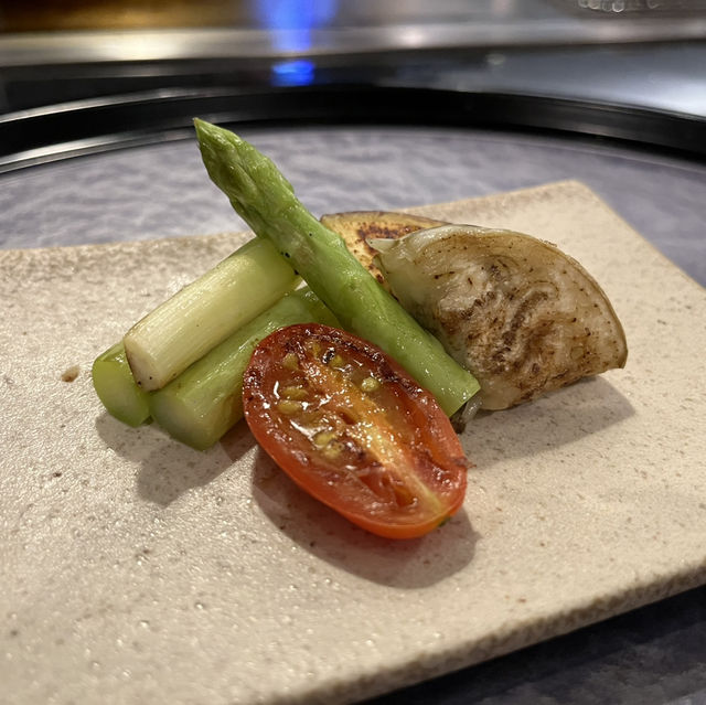 【東京🗼】新進気鋭のオシャレで楽しい鉄板焼き🥩🦪