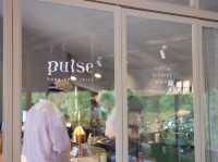 PULSE คาเฟ่ริมน้ำบรรยากาศดี ย่านบางขุนเทียน
