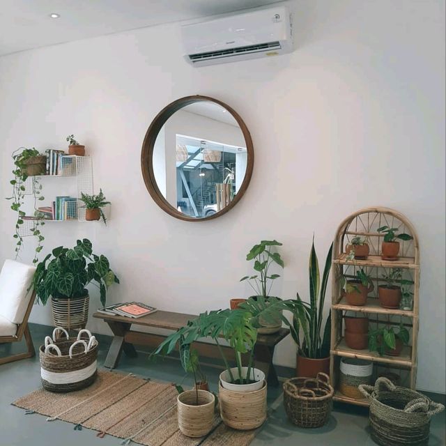 A COFFEE SHOP LOCATED BEHIND GOWORK FATMAWATI
