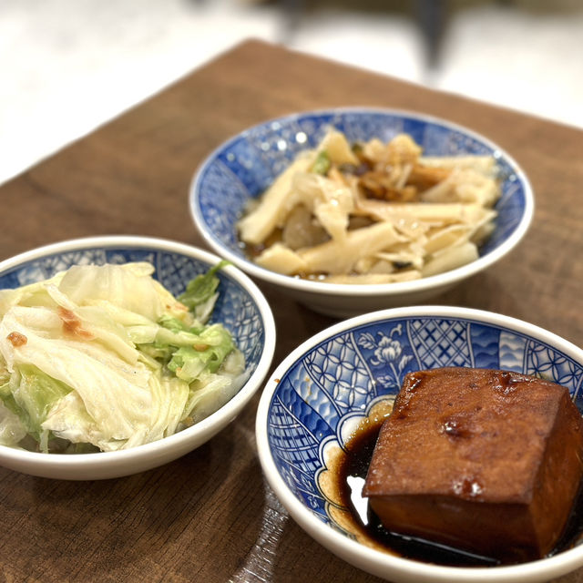 台北餐廳 · 小王煮瓜｜華西街夜市人氣小吃 🍲