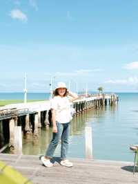 Baan Tah on the Sea ที่พักริมทะเลบางเสร่