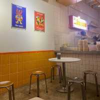 มีเดียมนมสด - ร้านนมเปิดใหม่ย่านเมืองเก่าอุบล
