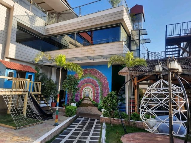 博卡拉費瓦湖畔網紅拍照📸打卡點:Open House Restro And Lounge bar