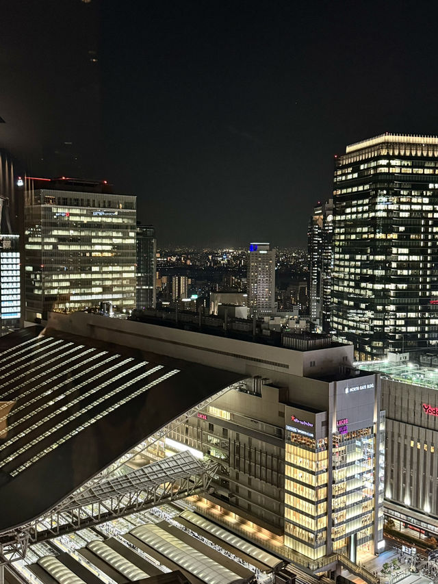 【大阪/梅田】31階からの絶景が楽しめるハロウィンディナー