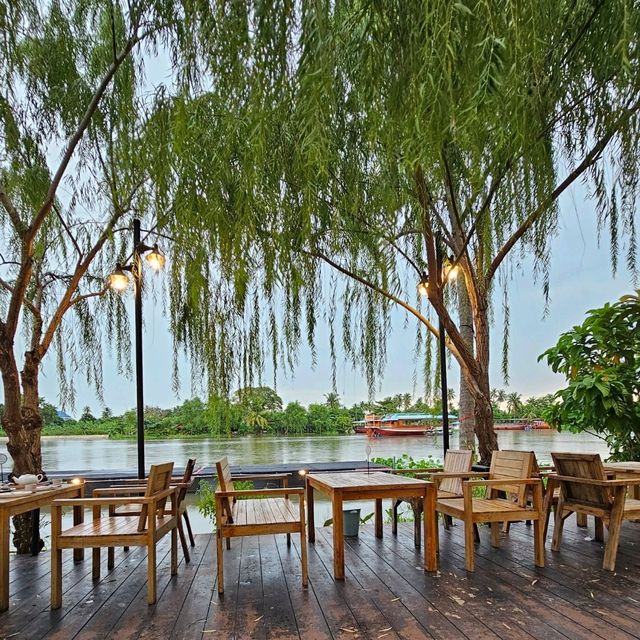Cafe Saturday  นครปฐม