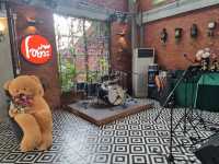 “โอ​ยั๊วะ​เมืองโบราณ​” ร้านอาหารบางปู